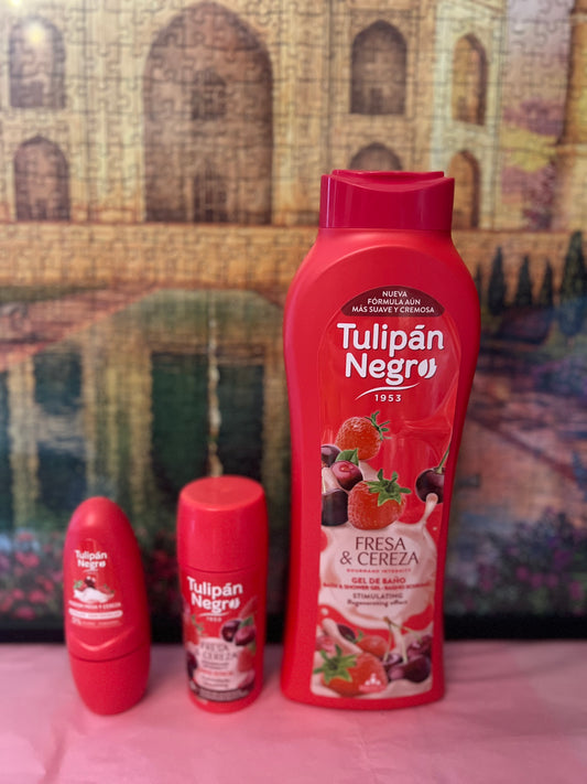 FRAGOLA E CILIEGIA 1 BAGNOSCHIUMA 1 deodorante roll-on e 1 deodorante stick